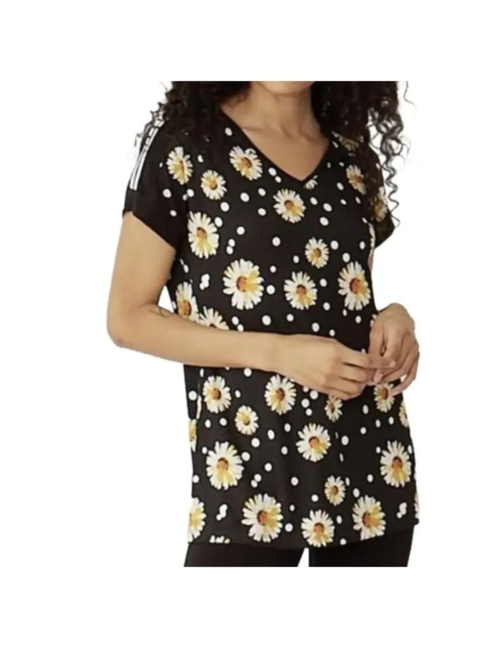 NEW Marallis Black Daisy V-Neck Tee T-shirt Top- Medium